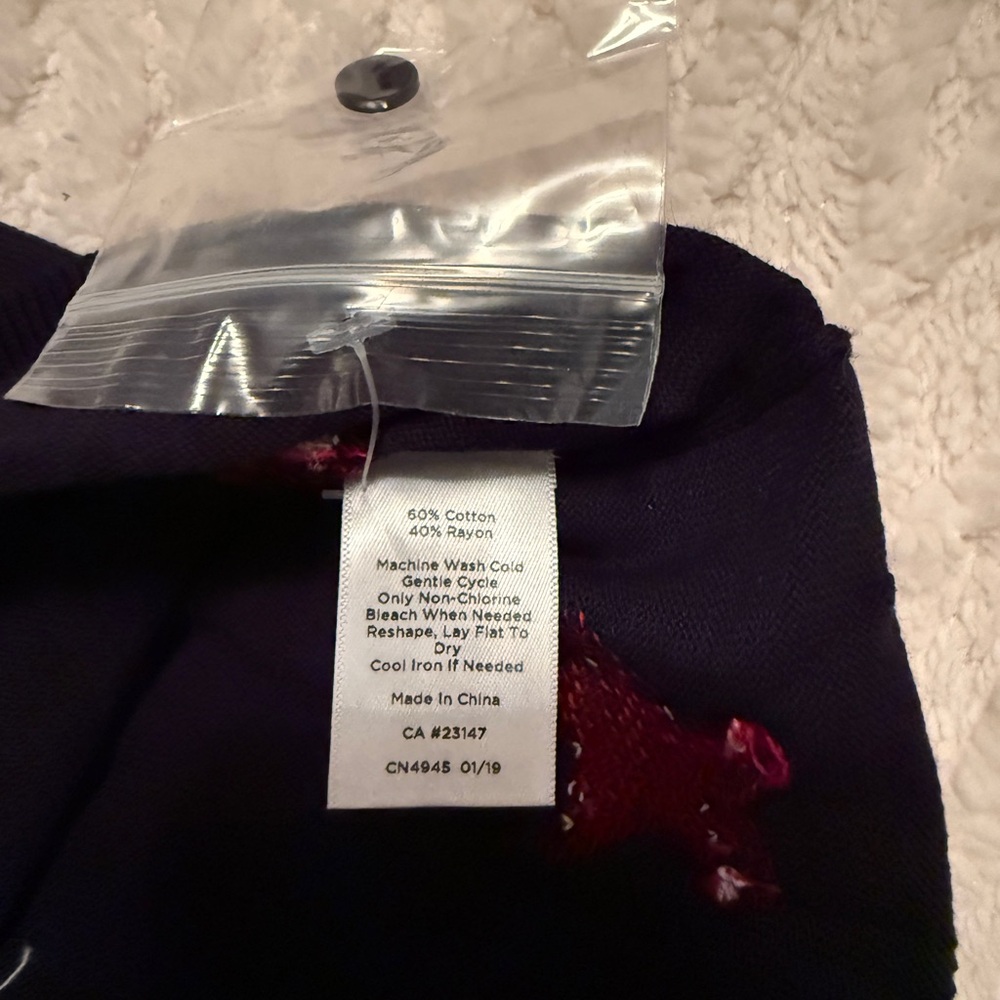 Talbots Women’s BNWT Cardigan XS Classic Peppy Knit Navy Red Stars 4th of July - Picture 7 of 7